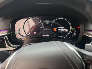 2018 BMW 5 серии 520d VII (G30/G31/G38), синий, 3800000 рублей, вид 2