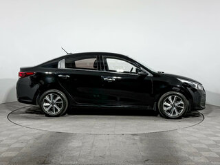 2020 Kia Rio IV, чёрный, 1248900 рублей, вид 4