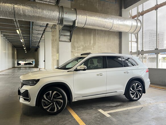 2024 Geely Monjaro (Xingyue L) I, белый, 3750000 рублей - вид 11