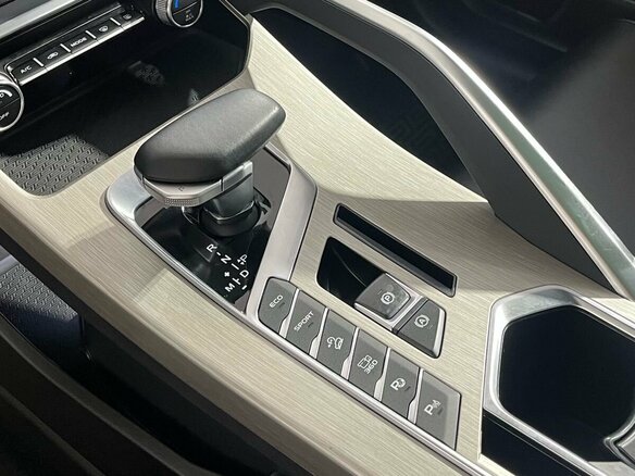 2023 Geely Coolray I, красный, 1853000 рублей - вид 11