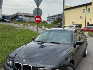 1998 BMW 5 серии 520i IV (E39), чёрный, 560000 рублей, вид 1