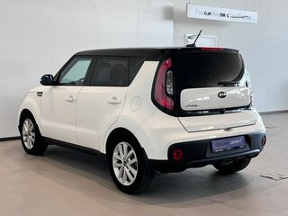 2018 Kia Soul II Рестайлинг, белый, 1620000 рублей, вид 4