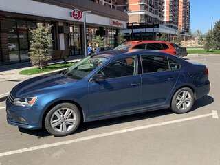2015 Volkswagen Jetta VI Рестайлинг, синий, 1100000 рублей, вид 4