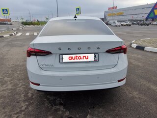 2021 Skoda Octavia IV (A8), белый, 2210000 рублей, вид 4