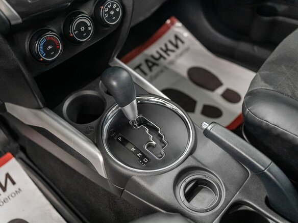 2013 Mitsubishi ASX I, красный - вид 13