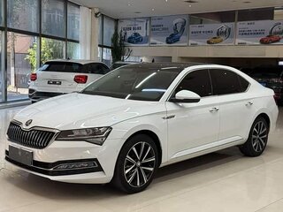 2024 Skoda Superb IV, белый, 4028421 рублей, вид 1