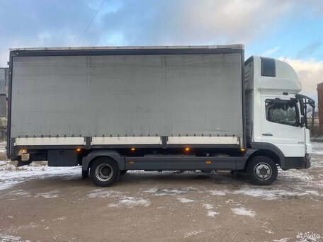 2010 Mercedes-Benz Atego, белый, 3200000 рублей, вид 2