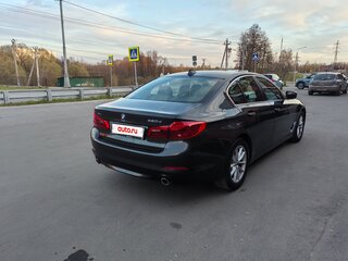 2018 BMW 5 серии 520d xDrive VII (G30/G31/G38), серый, 2999999 рублей, вид 3