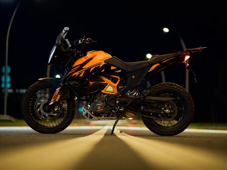 2023 KTM 390 Adventure SW, оранжевый, 700000 рублей, вид 3