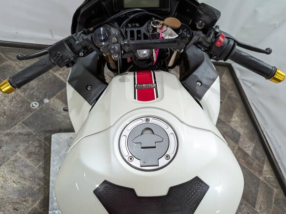 2021 Yamaha YZF-R3, белый, 530000 рублей - вид 8