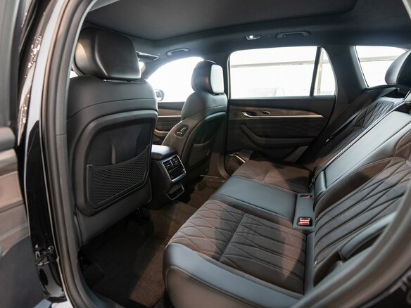 2026 Geely Monjaro I Рестайлинг, чёрный, 4954990 рублей - вид 20