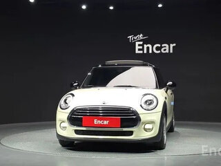 2018 Mini Hatch Cooper D III (F55/F56), зелёный, 1050000 рублей, вид 3