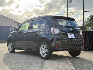2022 Toyota Passo III Рестайлинг, чёрный, 684911 рублей, вид 4