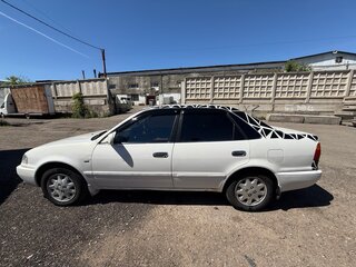 2000 Toyota Sprinter VIII (E110), белый, 300000 рублей, вид 4