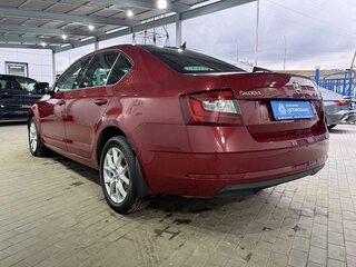 2018 Skoda Octavia III (A7) Рестайлинг, красный, 1779000 рублей, вид 3