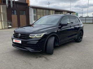 2021 Volkswagen Tiguan II Рестайлинг, чёрный, 3250000 рублей, вид 1