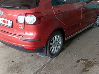 2008 Volkswagen Golf Plus I, красный, 550000 рублей, вид 1