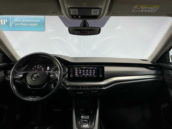 2021 Skoda Octavia IV (A8), бежевый, 2140000 рублей - вид 14