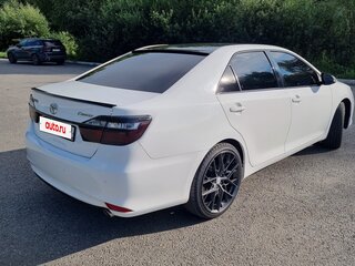 2016 Toyota Camry VII (XV50) Рестайлинг, белый, 2250000 рублей, вид 5