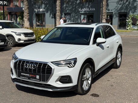 2022 Audi Q3 35 TFSI II (F3), белый, 2570000 рублей, вид 1