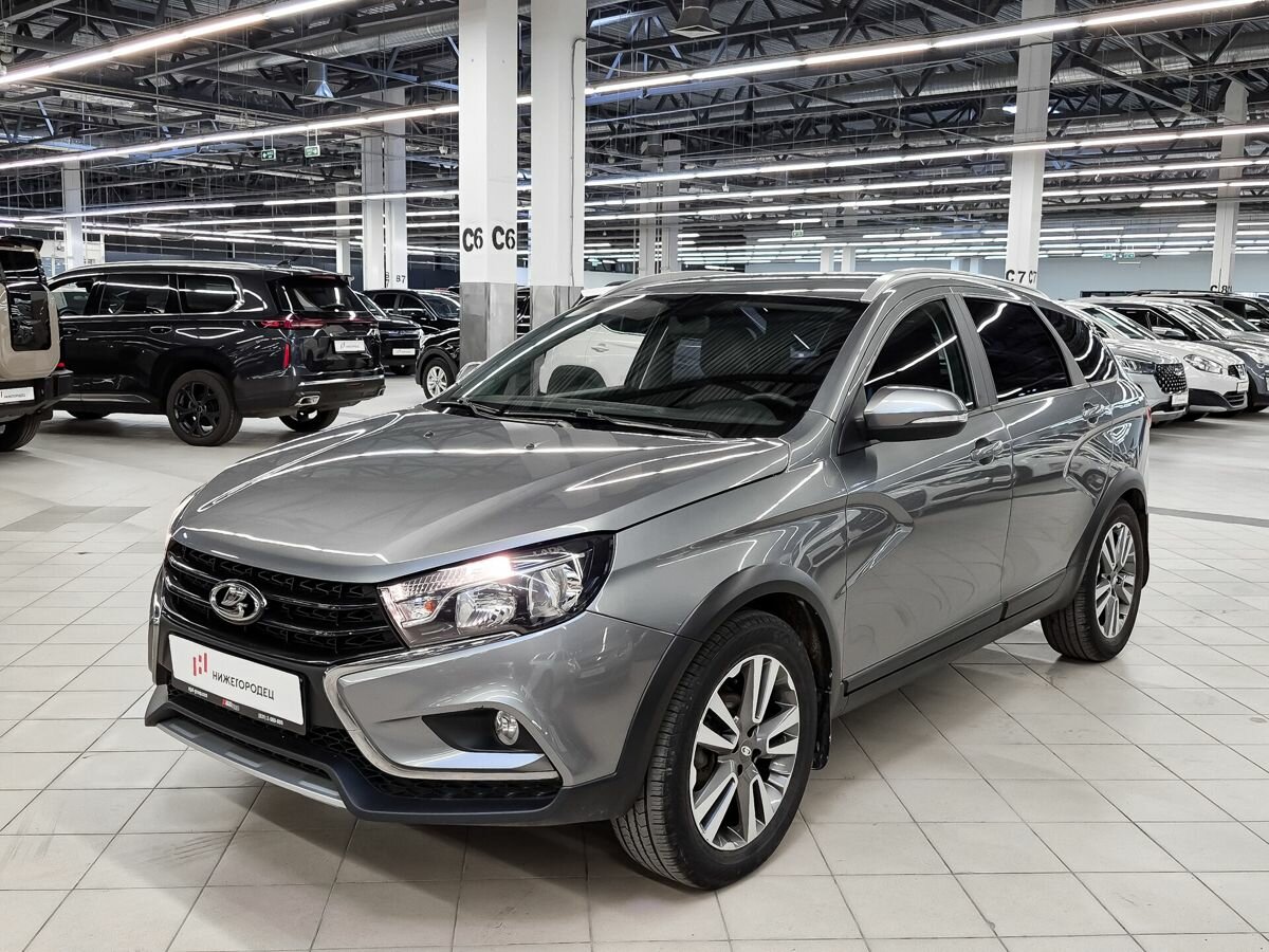 Открыть фотографии: Lada (ВАЗ) Vesta I