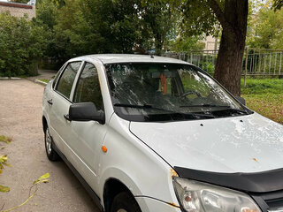 2013 Lada (ВАЗ) Granta I, белый, 130000 рублей, вид 2