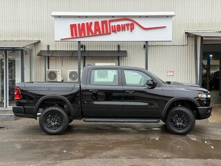 2026 Ram 1500 Crew Cab V Рестайлинг, чёрный, 9396000 рублей, вид 4