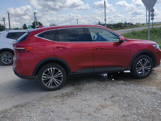 2022 Haval F7 I Рестайлинг, красный, 1600000 рублей, вид 4