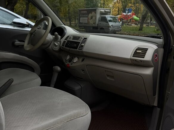 2005 Nissan Micra III (K12), бежевый, 450000 рублей - вид 4