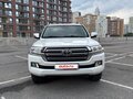 2016 Toyota Land Cruiser 200 Series Рестайлинг 2, белый