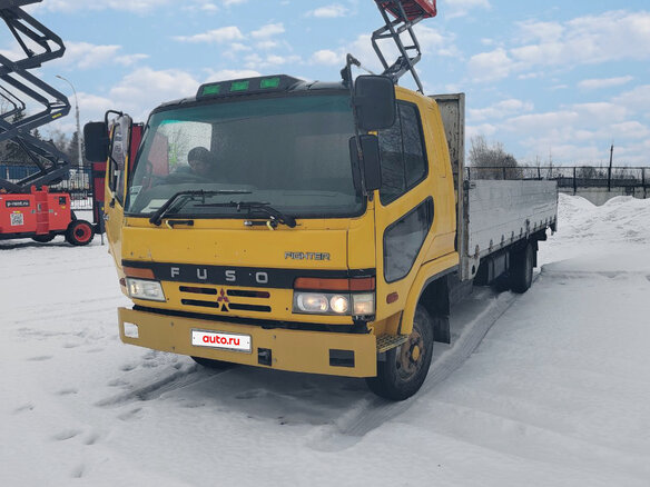 1996 Fuso (Mitsubishi) Fighter, жёлтый, 1900000 рублей - вид 5