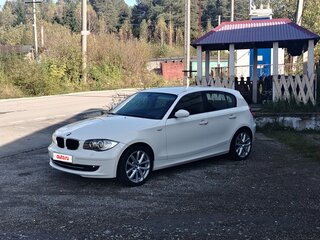 2008 BMW 1 серии 118i I (E81/E82/E87/E88) Рестайлинг, белый, 899000 рублей, вид 3