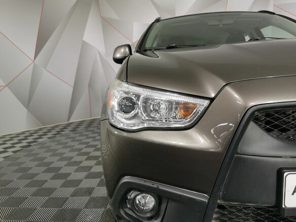 2010 Mitsubishi ASX I, коричневый, 945000 рублей - вид 9