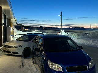 2009 Chevrolet Aveo I Рестайлинг, синий, 390000 рублей, вид 3