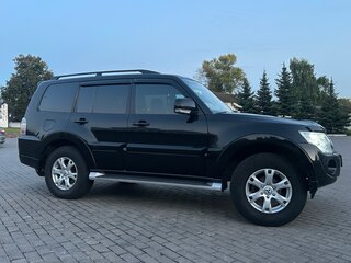 2012 Mitsubishi Pajero IV Рестайлинг 1, чёрный, 1950000 рублей, вид 5