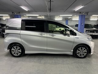 2014 Honda Freed Spike I Рестайлинг, серый, 900000 рублей, вид 4