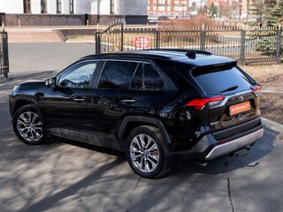 2020 Toyota RAV4 V (XA50), чёрный, 2820000 рублей, вид 3