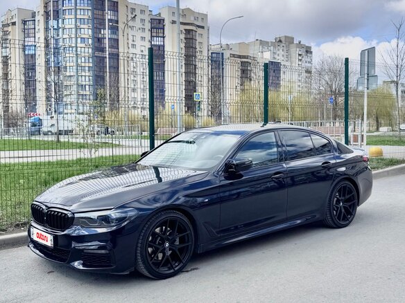 2019 BMW 5 серии 520d VII (G30/G31/G38), чёрный, 3790000 рублей - вид 11