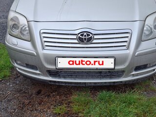 2005 Toyota Avensis II, серебристый, 680000 рублей, вид 2