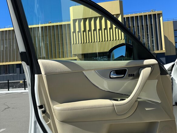 2012 Infiniti FX37 II (S51) Рестайлинг, белый, 2650000 рублей - вид 19