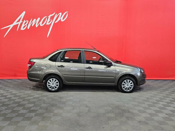 2026 Lada (ВАЗ) Granta I Рестайлинг, коричневый, 799000 рублей - вид 6