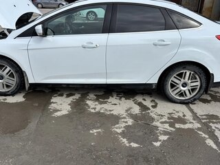 2012 Ford Focus III, белый, 1200000 рублей, вид 5