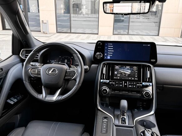 2026 Lexus LX 700h IV, белый - вид 8