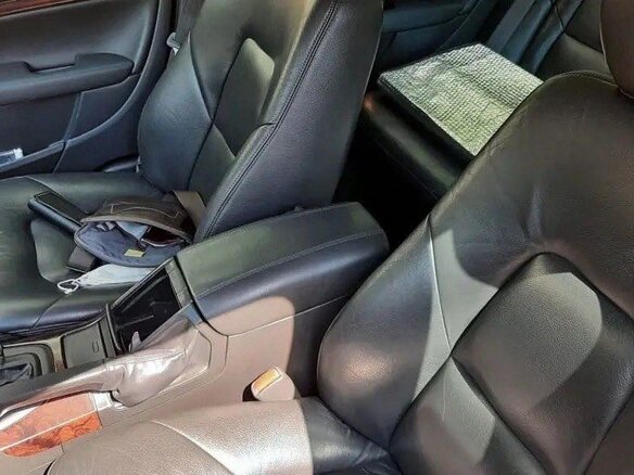 2003 Volvo S80 I Рестайлинг, золотистый, 850000 рублей - вид 12
