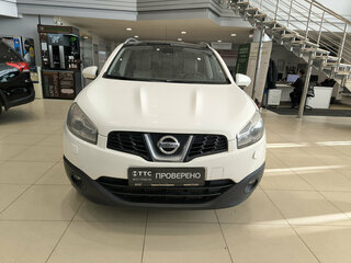 2011 Nissan Qashqai+2 I Рестайлинг, белый, 1099000 рублей, вид 2