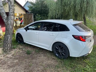 2020 Toyota Corolla XII (E210), белый, 1700000 рублей, вид 3