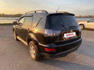 2011 Mitsubishi Outlander II Рестайлинг, чёрный, 1470000 рублей, вид 5