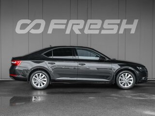 2018 Skoda Superb III, чёрный, 1799000 рублей, вид 5