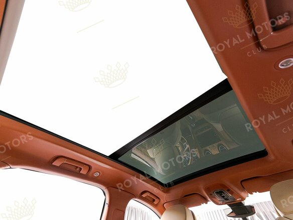 2016 Bentley Bentayga I, коричневый, 7990000 рублей - вид 17