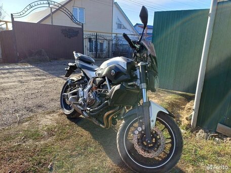 2016 Yamaha MT-07 (FZ-07), белый, 765000 рублей, вид 3